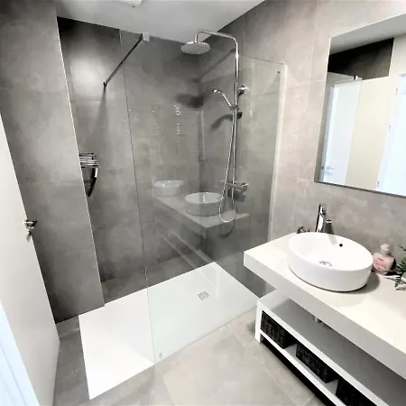Διαμέρισμα Prestigious With Seaview In *