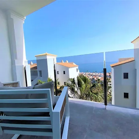 Prestigious With Seaview In Manilva