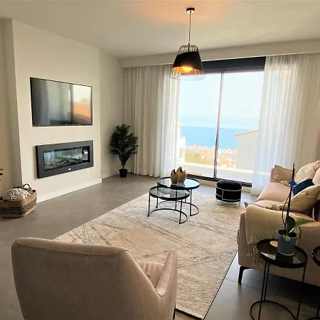 Prestigious With Seaview In *